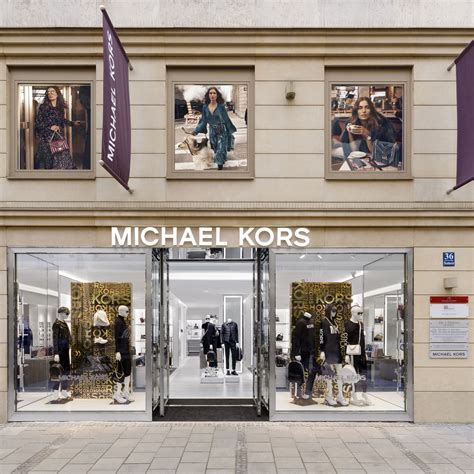 michael kors zentrale münchen|Kontakt .